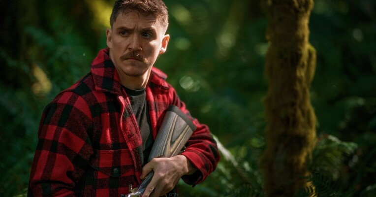 دلبر عجیب - پس‌زمینه