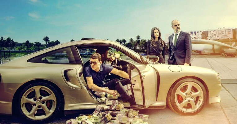 پیک - پس‌زمینه