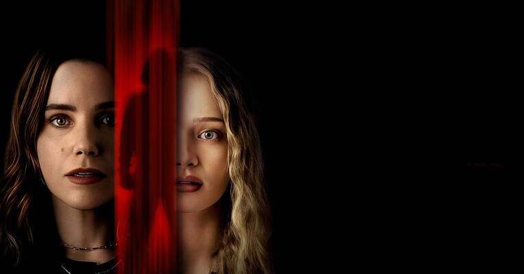 غریبه ای در خانه ی من - پس‌زمینه