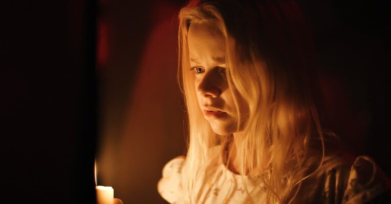 پشت سرت - پس‌زمینه