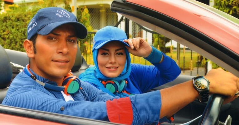 دریا کنار - پس‌زمینه