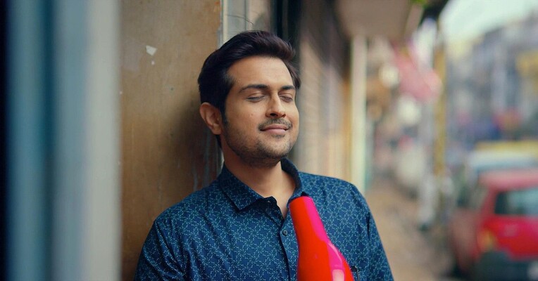 پسران سازنده - پس‌زمینه