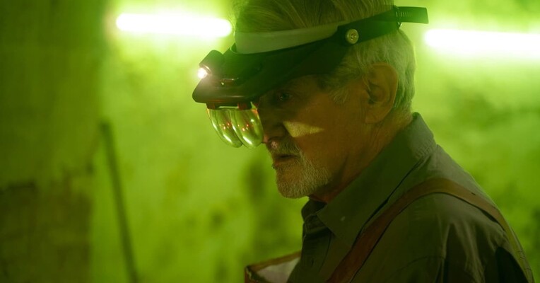 زرگر - پس‌زمینه