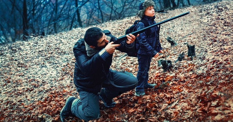 آر.ام.ان - پس‌زمینه