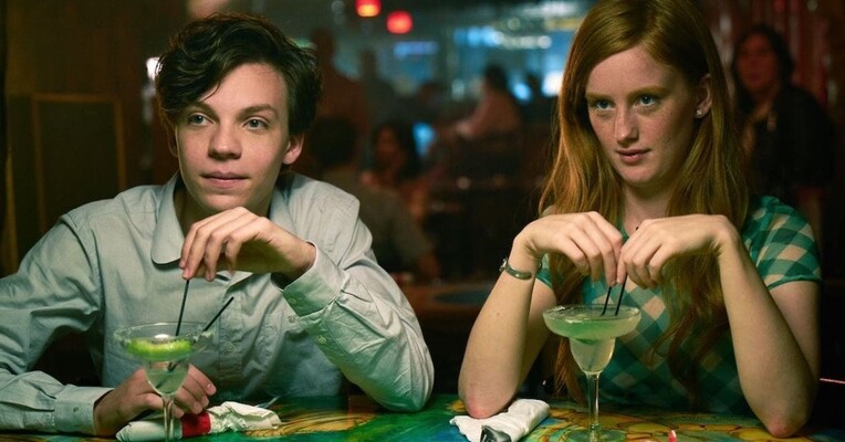 آدام - پس‌زمینه