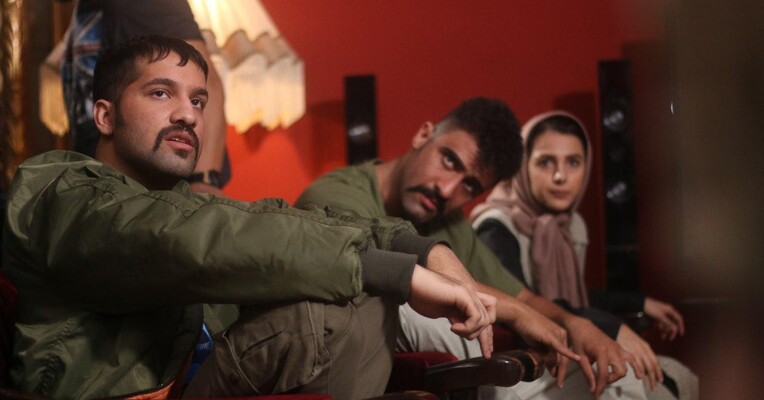 سرکوفت - پس‌زمینه