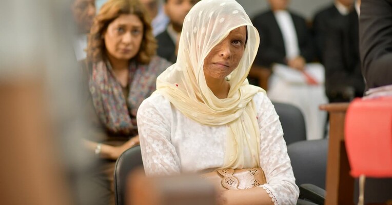 چاپاک - پس‌زمینه