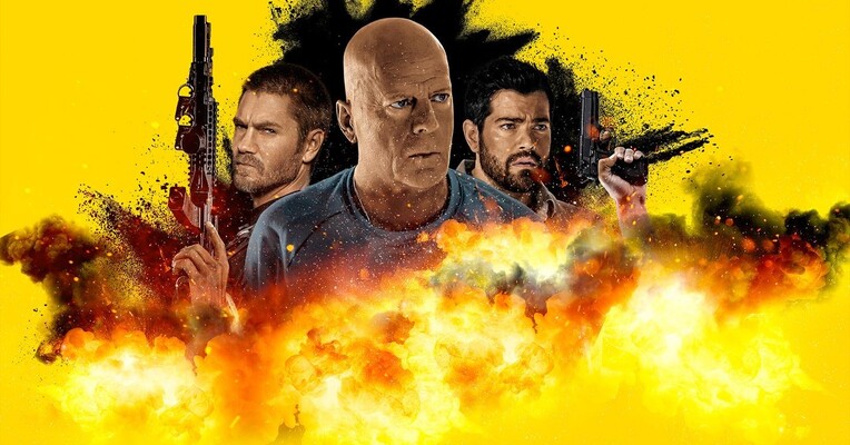 دژ ۲: چشم تک‌تیرانداز - پس‌زمینه