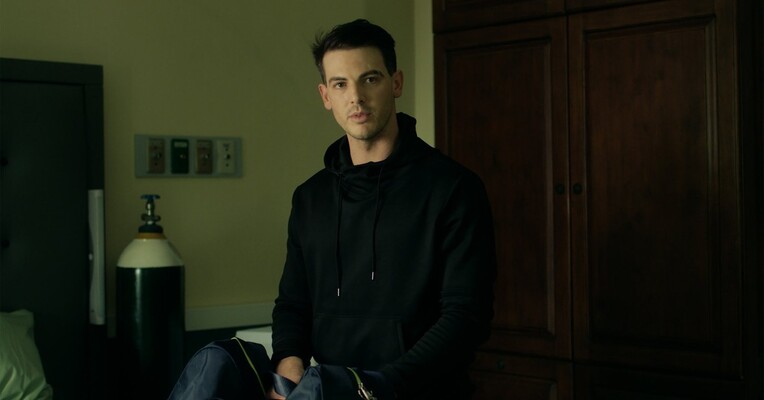 صد متری - پس‌زمینه