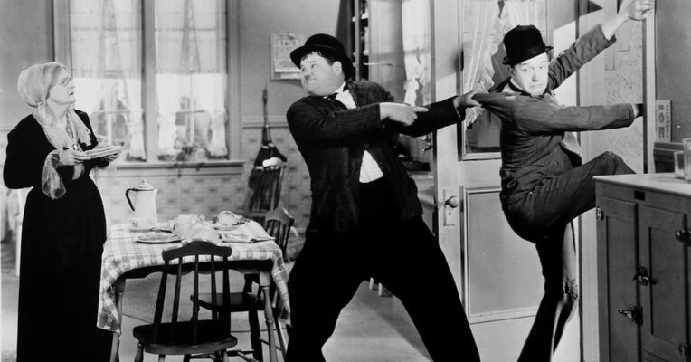 یک حرکت صحیح - پس‌زمینه