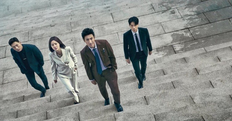 تسویه‌حساب: پول و قدرت - پس‌زمینه