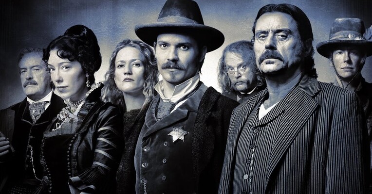 ددوود - پس‌زمینه