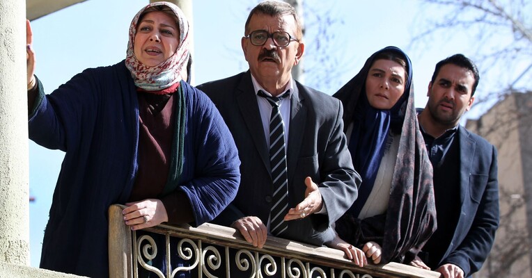 به وقت خماری - پس‌زمینه