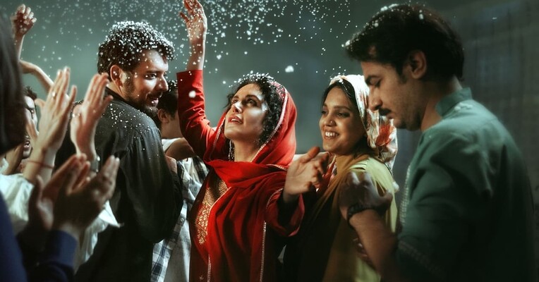 آخرین تولد - پس‌زمینه