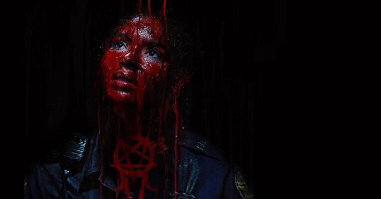 مالوم - پس‌زمینه