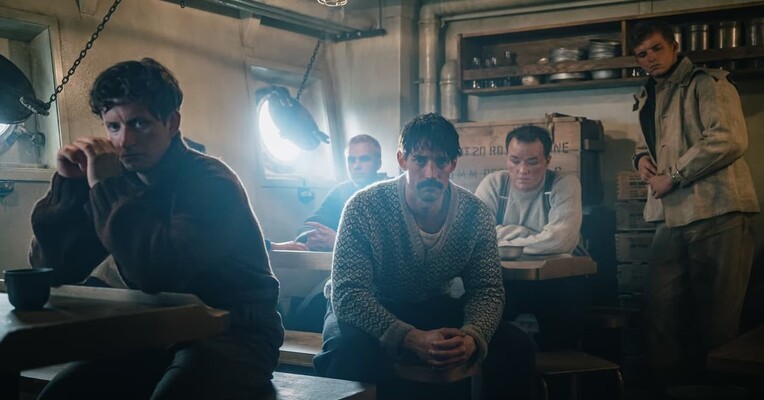 کاروان قطب شمال - پس‌زمینه