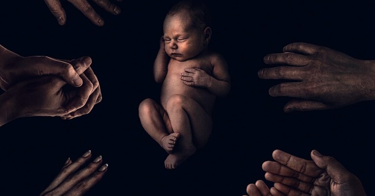 جزر و مد پادشاه - پس‌زمینه