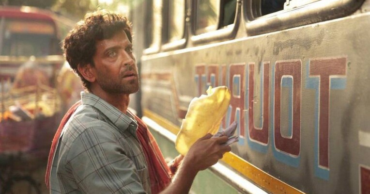 سوپر ۳۰ - پس‌زمینه