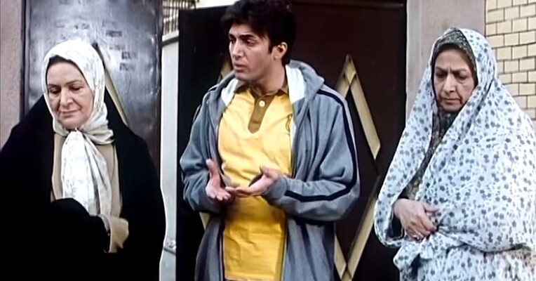 پنجشنبهٔ آخر ماه - پس‌زمینه