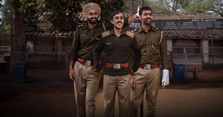 احکام سیاه - پس‌زمینه