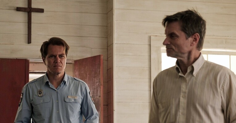 معدن طلا - پس‌زمینه