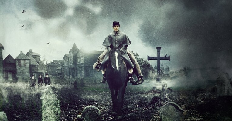 حفره کلاغ - پس‌زمینه