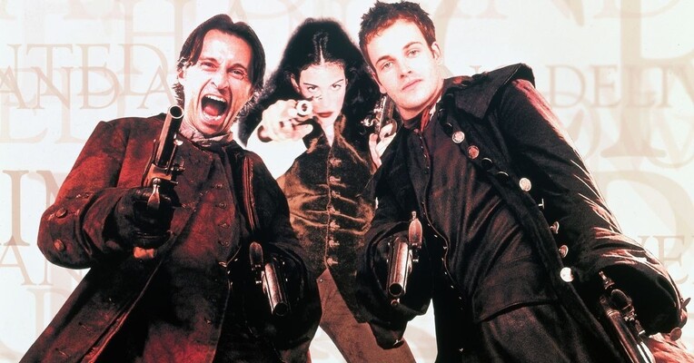 پلانکت و مکلین - پس‌زمینه