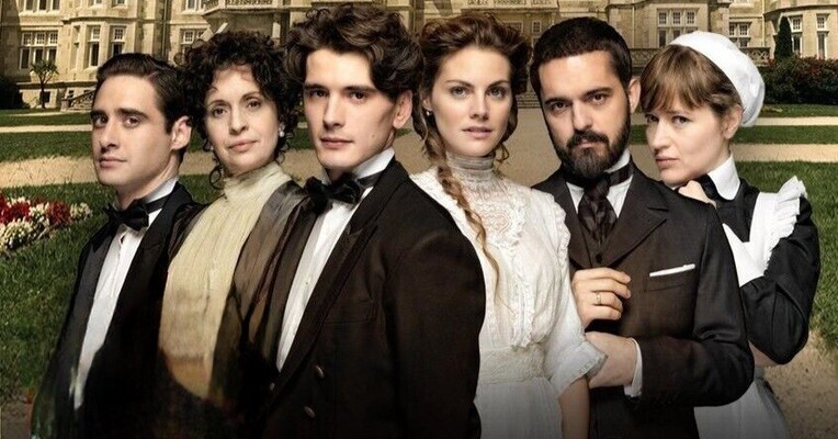 گرن هتل - پس‌زمینه