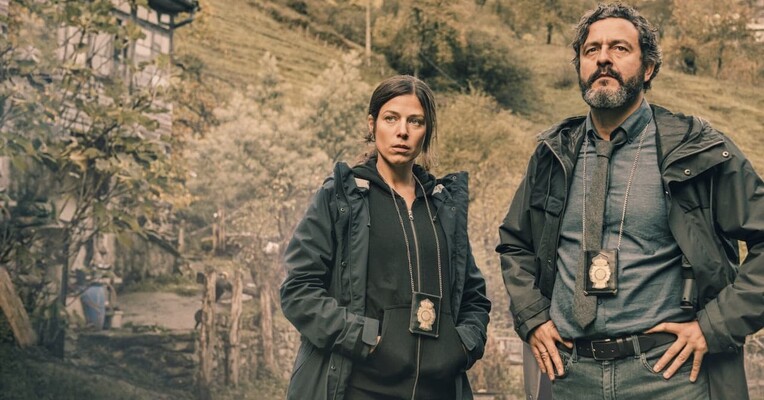 اینفیستو - پس‌زمینه