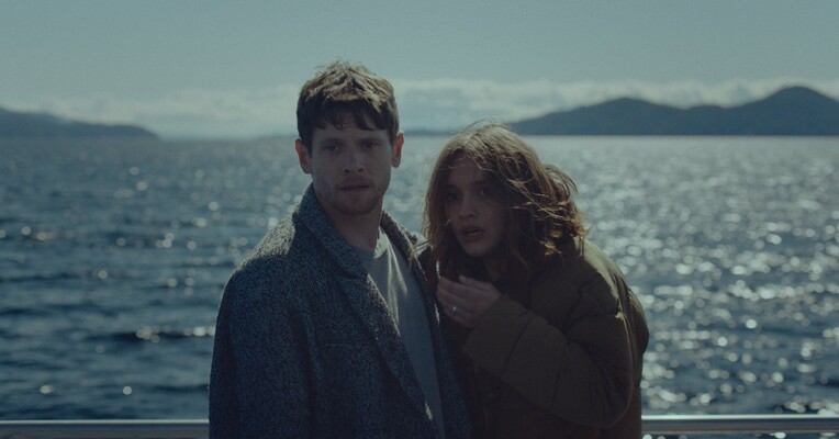 ماهی کوچک - پس‌زمینه