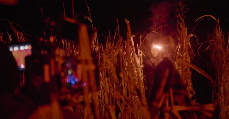 پیشرفته - پس‌زمینه