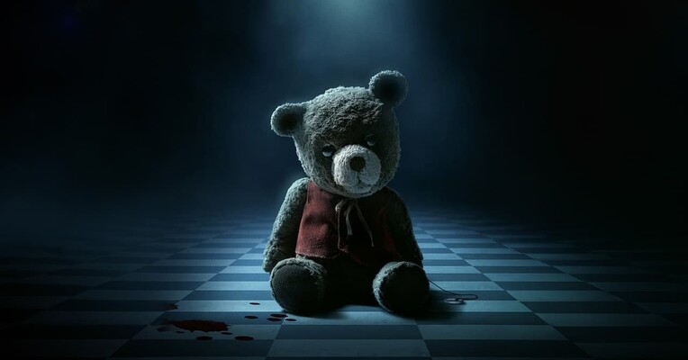 خیالی - پس‌زمینه