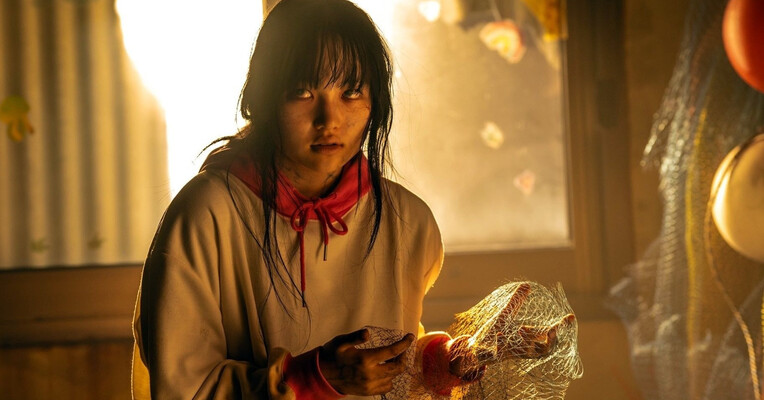 دختر من یک زامبیه - پس‌زمینه