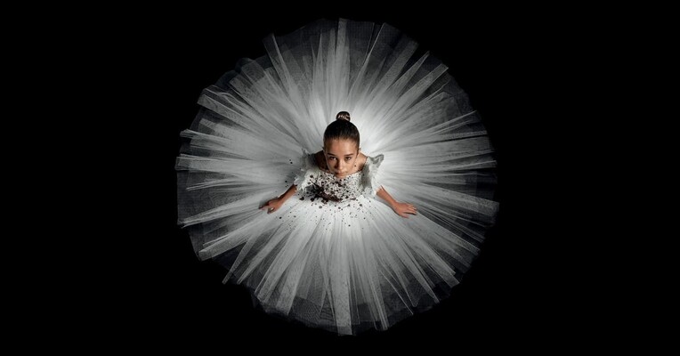 ابیگیل - پس‌زمینه