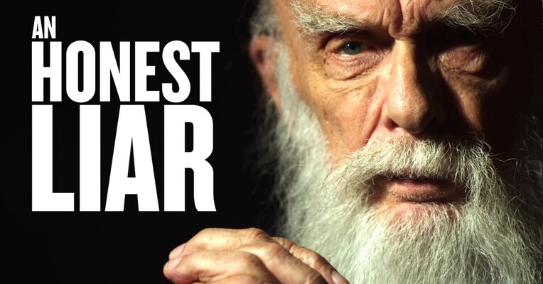 دروغگوی صادق - پس‌زمینه