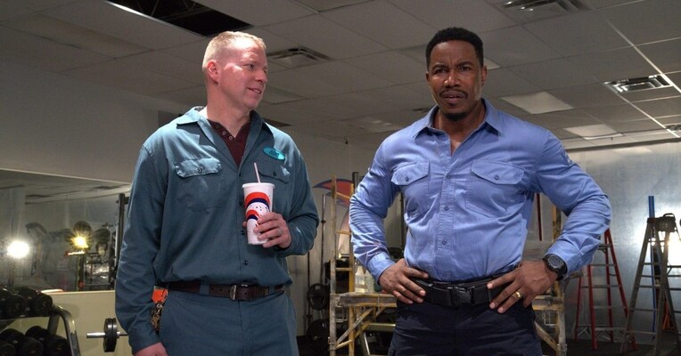 به مرگ ناگهانی خوش آمدید - پس‌زمینه