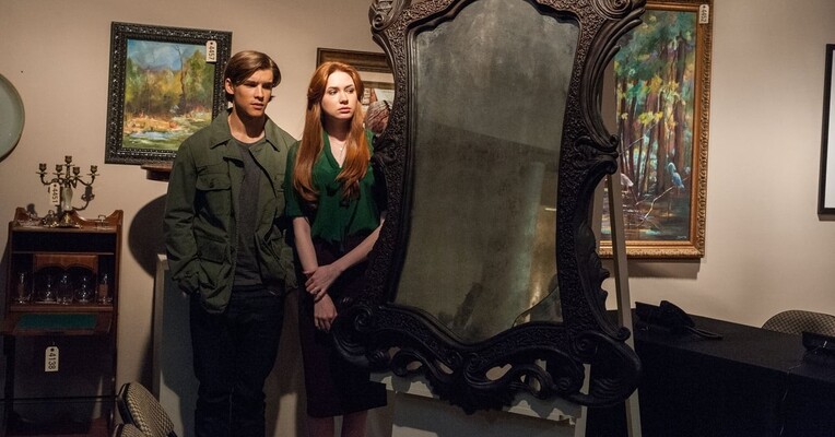 آکیولوس - پس‌زمینه