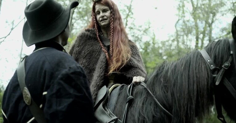 ژنرال هادسون - پس‌زمینه