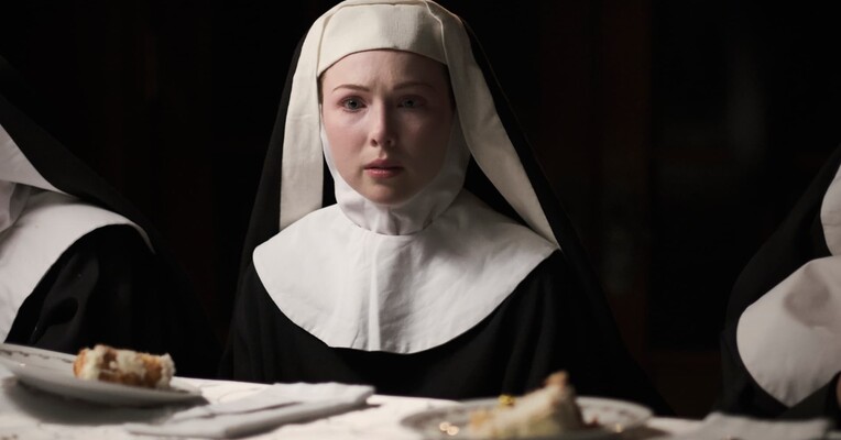 اگنس - پس‌زمینه