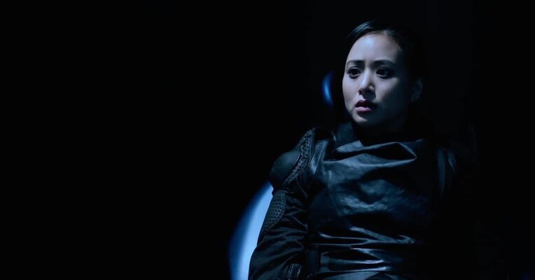 اکو 8 - پس‌زمینه