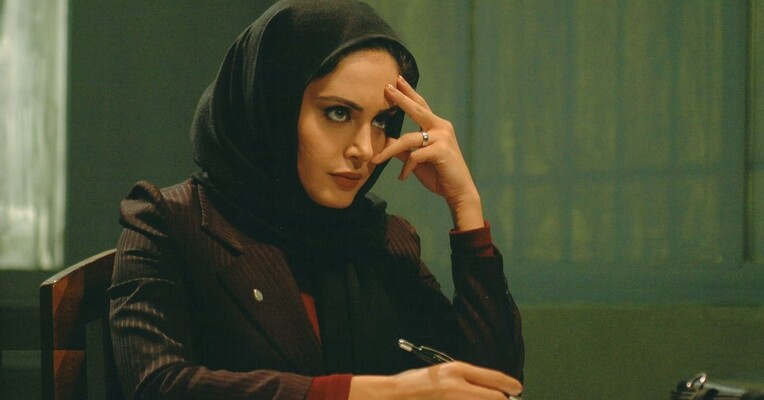 دلخون - پس‌زمینه