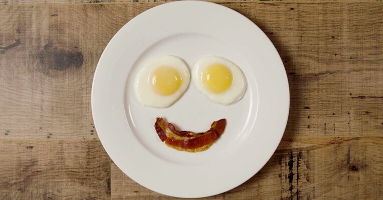 داستان چربی - پس‌زمینه