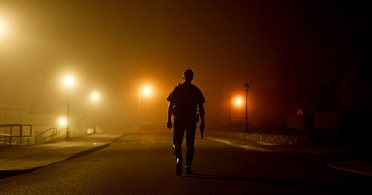 از هر بندی رها شو - پس‌زمینه