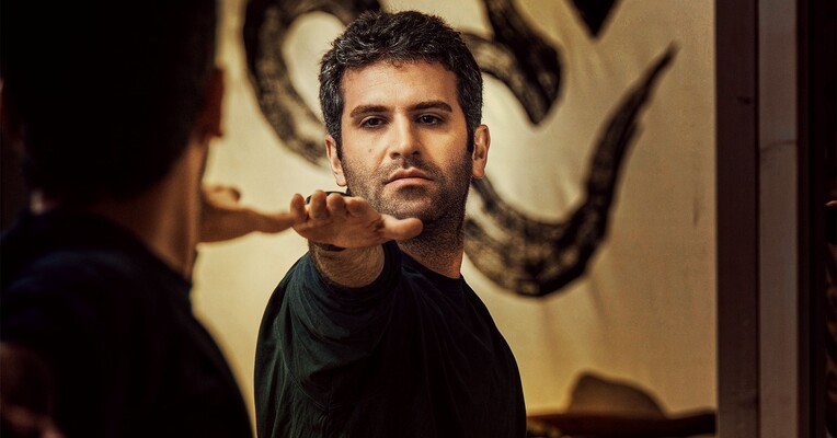 عامه پسند - پس‌زمینه