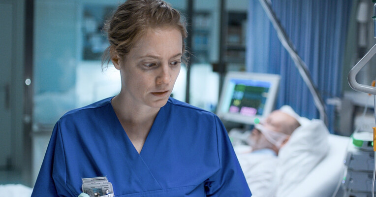 شیفت آخر - پس‌زمینه