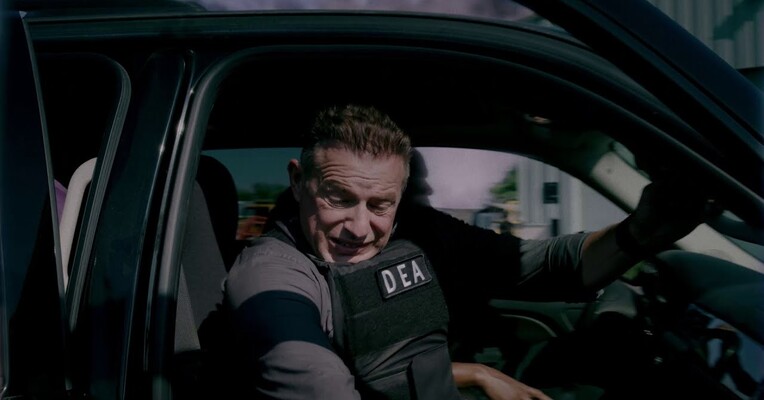 شب سیکاریو - پس‌زمینه