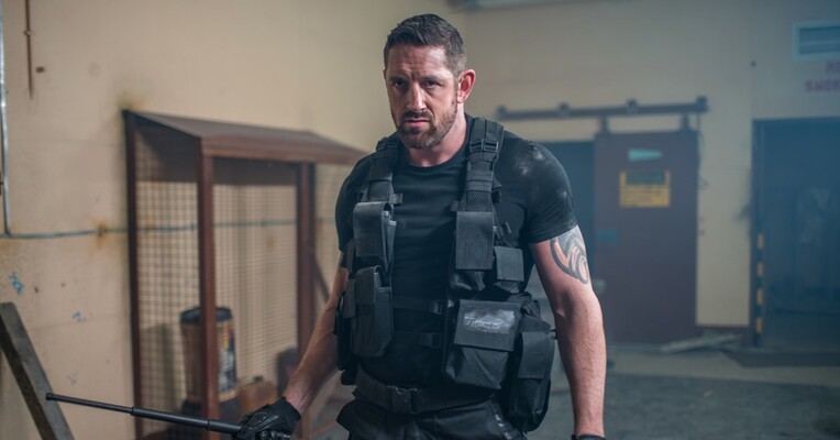 من انتقام هستم : تلافی - پس‌زمینه