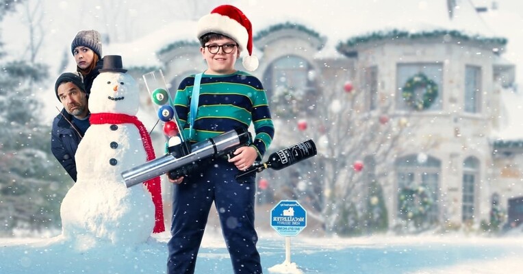 تنها در خانه ی دوست داشتنی - پس‌زمینه