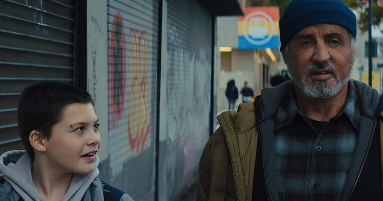 درستکار - پس‌زمینه