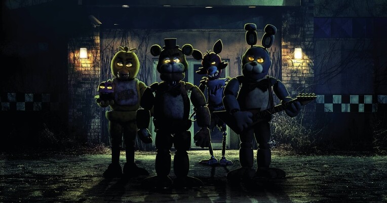 پنج شب در پیتزا فروشی فردی - پس‌زمینه